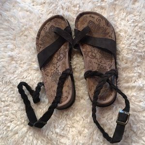 Muk Luks sandals